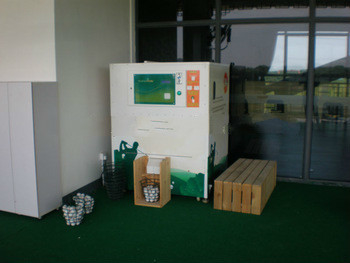 Manajemen Keanggotaan Mesin Penjual Otomatis Bola Golf Untuk Golf Driving Range